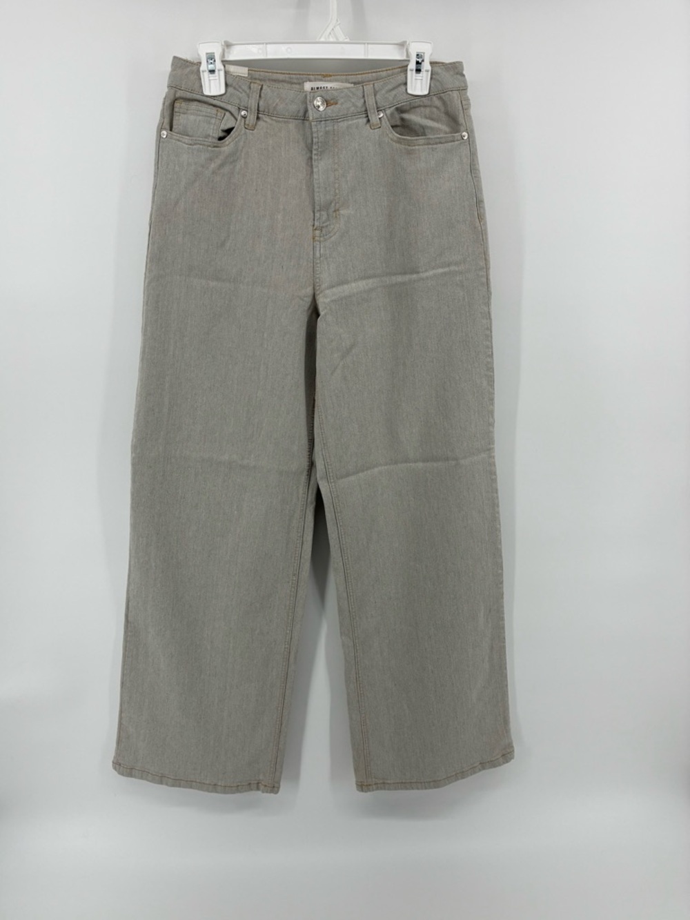 High-Rise Wide  Leg Jeans in Light Gray Barrel Streetwear Classic